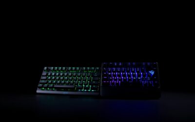 Logitech G915 X vs Razer BlackWidow V4 Pro: 2026 Gaming Keyboard Verdict