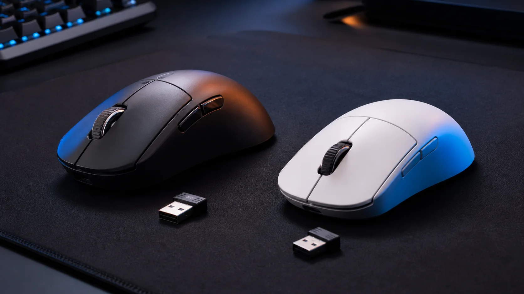 DeathAdder V4 Pro vs PRO X2 SUPERSTRIKE